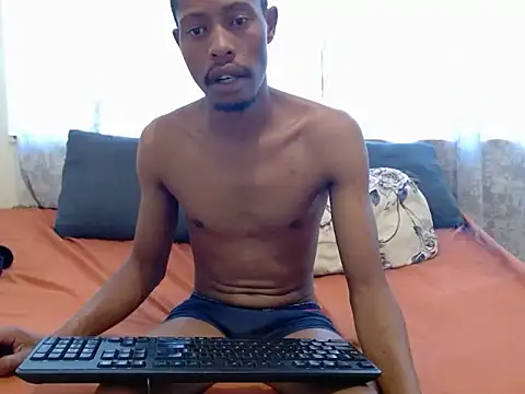 Snapshot of MRSHYGUY29 chatting on February 7, 10:52 am MRSHYGUY29 online show from February 7, 10:52 am