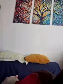 Snapshot of Paola_andrade chatting on February 26, 2:27 pm Paola andrade online show from February 26, 2:27 pm