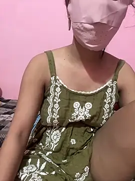 Snapshot of Hello_Priya16 chatting on June 15, 10:12 pm Hello Priya16 online show from June 15, 10:12 pm