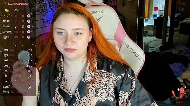 shamy lily online show from March 13, 6:58 pm