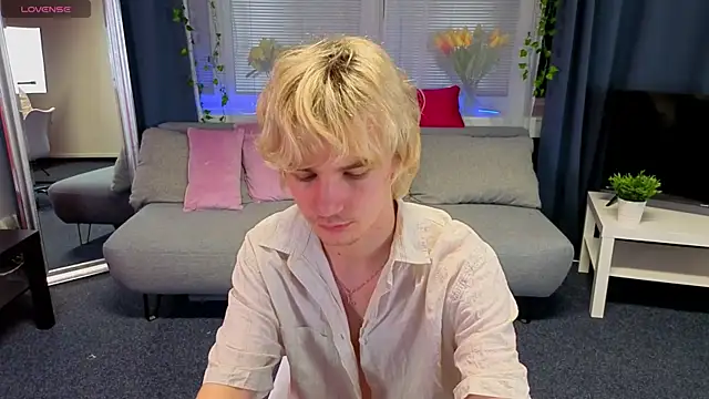 JameMiller online show from February 27, 9:26 pm