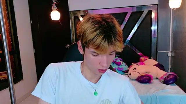 Liam Green1 online show from February 16, 12:45 pm