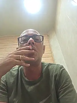 Snapshot of pareja47 chatting on July 9, 5:28 pm pareja47 online show from July 9, 5:28 pm