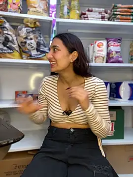 -BabyLuna online show from March 14, 12:43 pm