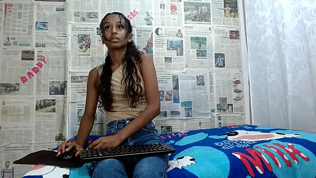 Snapshot of valeryskinnyvagi chatting on February 8, 12:52 pm valeryskinnyvagi online show from February 8, 12:52 pm