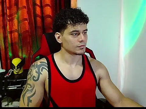 Snapshot of Logan0626 chatting on February 26, 8:19 pm Logan0626 online show from February 26, 8:19 pm