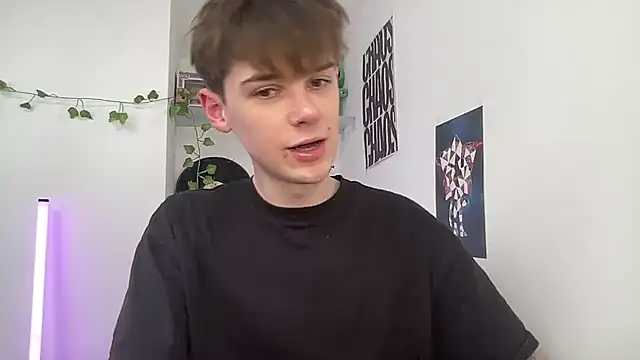 YourMilkyGuy online show from April 15, 1:40 pm