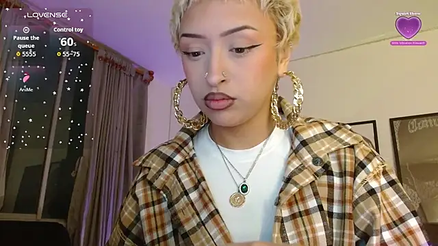 Snapshot of _AbbyIce chatting on May 2, 2:38 am AbbyIce online show from May 2, 2:38 am