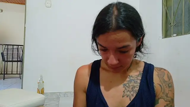 Snapshot of Fit_valkiria chatting on May 7, 10:15 pm Fit valkiria online show from May 7, 10:15 pm