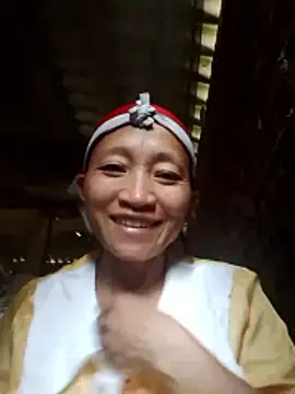 Snapshot of Linka998 chatting on April 20, 8:17 am Linka998 online show from April 20, 8:17 am