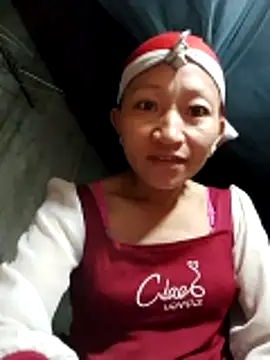 Snapshot of Linka998 chatting on April 22, 7:37 pm Linka998 online show from April 22, 7:37 pm
