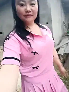 Snapshot of lisn-cute chatting on February 22, 11:47 pm lisn-cute online show from February 22, 11:47 pm