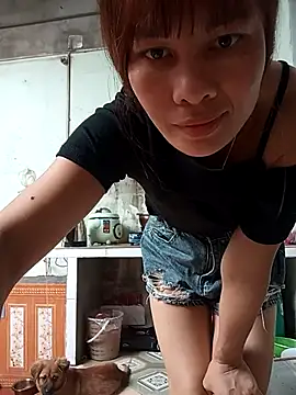 aiai220 online show from April 23, 1:51 am