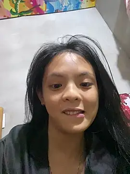 Snapshot of tenten110 chatting on February 7, 2:10 pm tenten110 online show from February 7, 2:10 pm