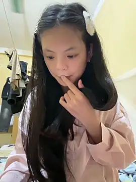 tenten110 online show from April 18, 1:31 am