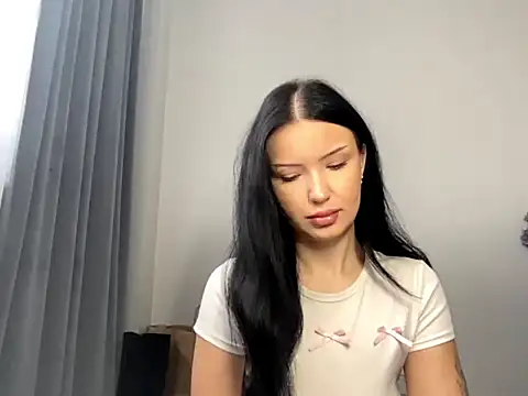 JoanGold online show from March 1, 7:10 am