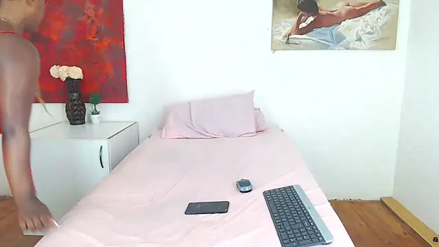 DARKBEAUTY20 online show from February 20, 7:25 pm