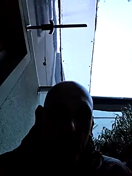 Snapshot of Ninfo920817 chatting on February 14, 6:21 am Ninfo920817 online show from February 14, 6:21 am