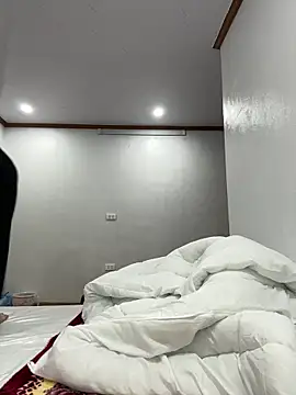 Snapshot of cuty_lusy chatting on February 14, 4:42 am cuty lusy online show from February 14, 4:42 am