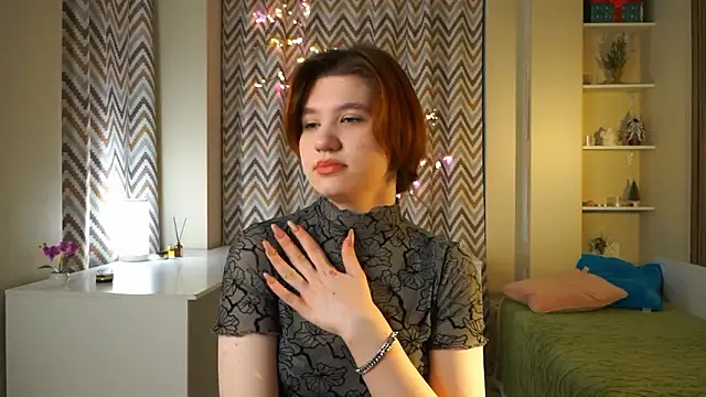 Snapshot of BelleHayton chatting on February 28, 3:46 pm BelleHayton online show from February 28, 3:46 pm