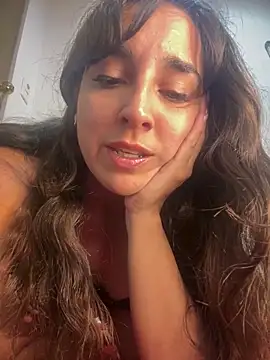 Latinaelisa online show from March 26, 2:28 am