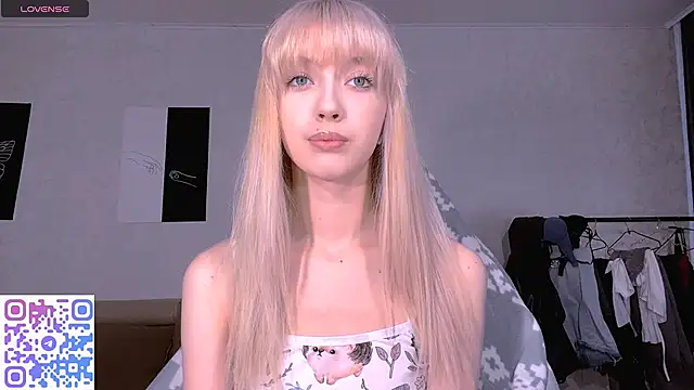 TaliCaan online show from April 20, 11:13 am