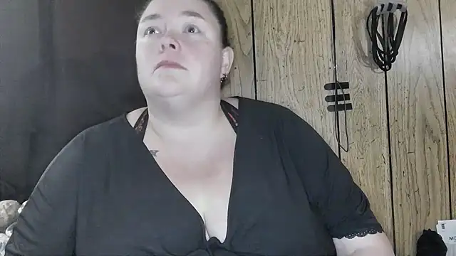 Snapshot of ladylynn13 chatting on March 3, 10:48 pm ladylynn13 online show from March 3, 10:48 pm