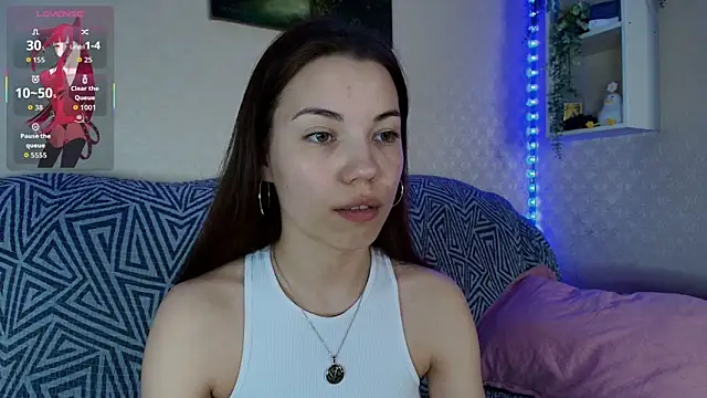 Erinn Sky online show from April 2, 4:59 pm