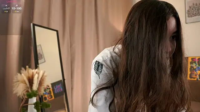 Snapshot of BrigittePirolli chatting on February 10, 3:54 am BrigittePirolli online show from February 10, 3:54 am