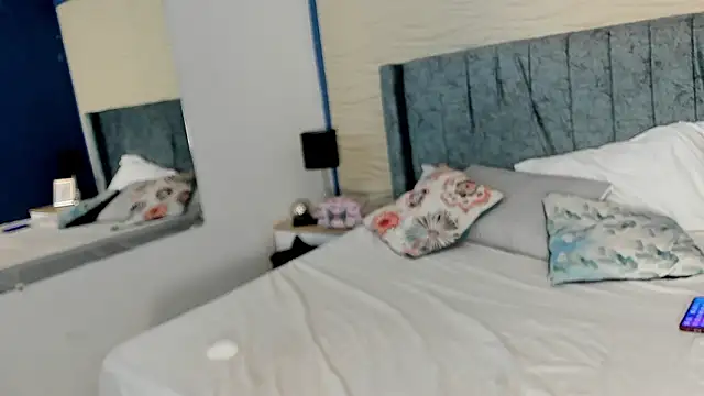 Snapshot of PamelaChu01 chatting on March 4, 1:11 am PamelaChu01 online show from March 4, 1:11 am