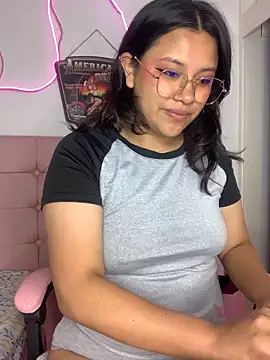 Snapshot of LilithRose_ chatting on February 20, 12:49 pm LilithRose online show from February 20, 12:49 pm