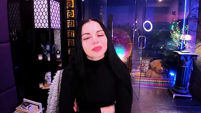 sunn ooo online show from April 7, 7:31 am