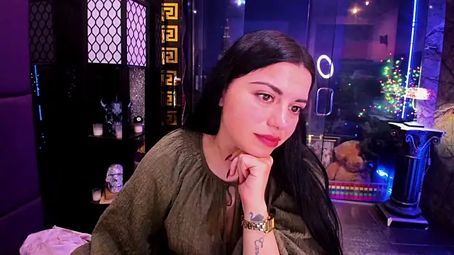 Snapshot of sunn_ooo chatting on June 20, 10:18 am sunn ooo online show from June 20, 10:18 am