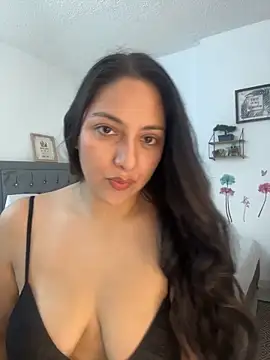 Snapshot of Victoria_Lusty chatting on May 7, 9:31 pm Victoria Lusty online show from May 7, 9:31 pm
