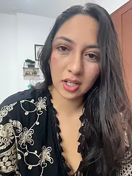 Snapshot of Victoria_Lusty chatting on May 13, 9:22 pm Victoria Lusty online show from May 13, 9:22 pm