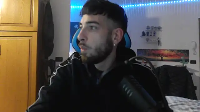 maestroboris95 online show from February 9, 12:58 am