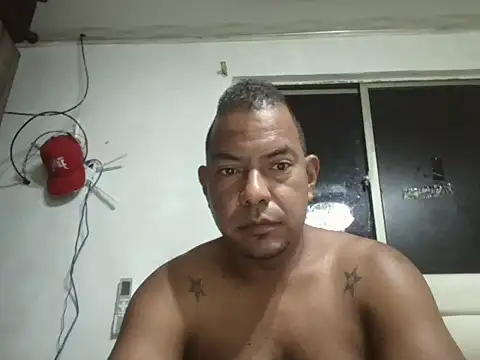 Quillero18 online show from February 8, 1:31 am