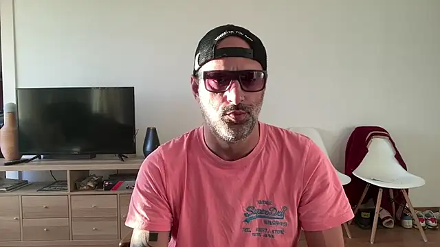 Snapshot of rgani chatting on April 3, 6:17 pm rgani online show from April 3, 6:17 pm