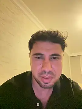 Snapshot of dundar0765 chatting on April 1, 6:49 pm dundar0765 online show from April 1, 6:49 pm