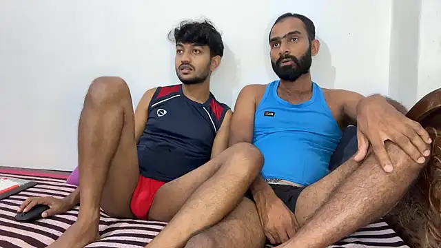 Snapshot of DesiDaddyandSon chatting on May 12, 3:42 pm DesiDaddyandSon online show from May 12, 3:42 pm