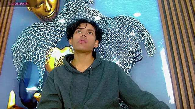 Snapshot of DaviidBuckx_ chatting on February 28, 1:56 pm DaviidBuckx online show from February 28, 1:56 pm