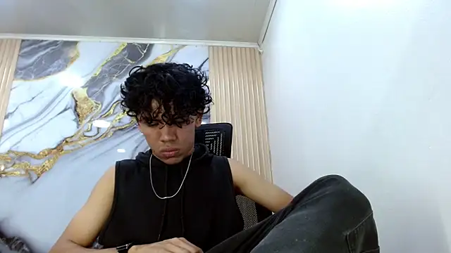 DaviidBuckx  online show from March 6, 2:30 am