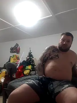 hotfiremike online show from April 19, 2:22 am