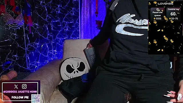 GoddessJulietteNoiir online show from May 22, 10:43 am