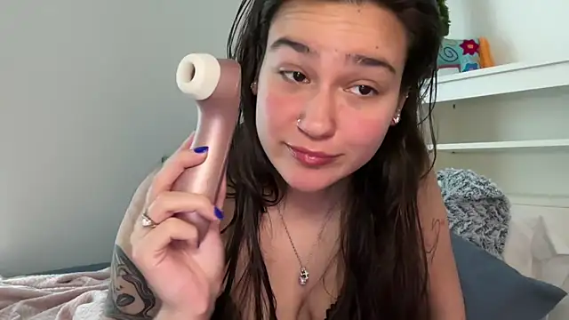 Snapshot of anitayurmoniii chatting on June 20, 8:00 pm anitayurmoniii online show from June 20, 8:00 pm