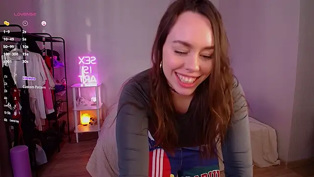 Monroe Linger online show from April 13, 3:17 pm