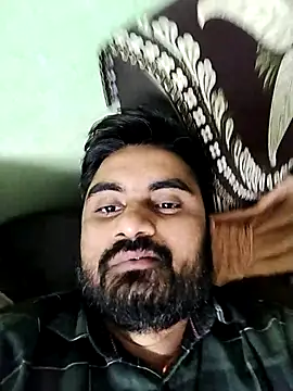 Snapshot of loyalboy_0052 chatting on April 13, 4:34 pm loyalboy 0052 online show from April 13, 4:34 pm