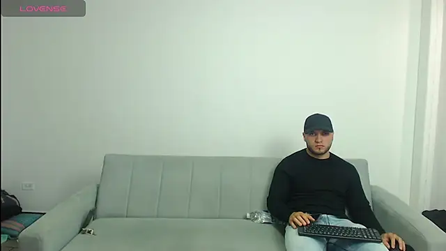 Snapshot of jhustin_marcius chatting on April 29, 8:37 pm jhustin marcius online show from April 29, 8:37 pm