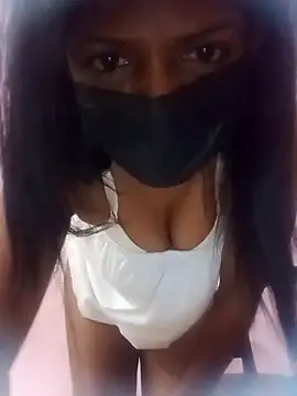 Snapshot of Malee_S chatting on April 22, 4:30 pm Malee S online show from April 22, 4:30 pm