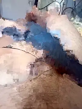 Snapshot of Male025 chatting on February 21, 4:02 am Male025 online show from February 21, 4:02 am